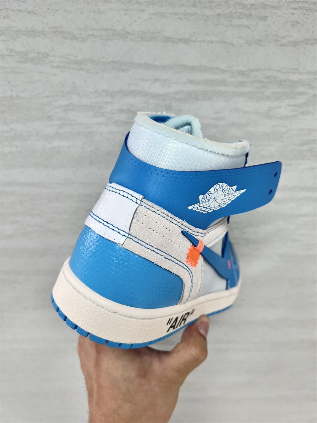 AIR JORDAN 1 RETRO HIGH OFF-WHITE UNIVERSITY BLUE - OFW031