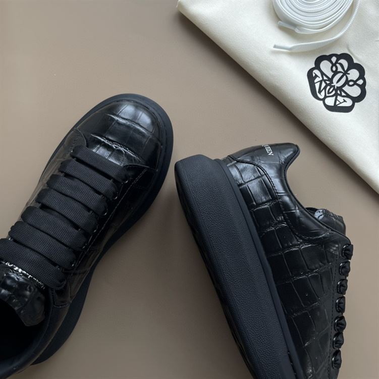 ALEXANDER MCQUEEN ALL-OVER STAMPED CROCODILE SNEAKERS - ALD019