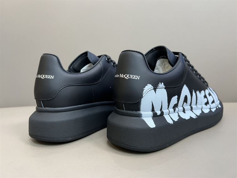 ALEXANDER MCQUEEN GRAFFITI OVERSIZED SNEAKER IN BLACK - ALD021