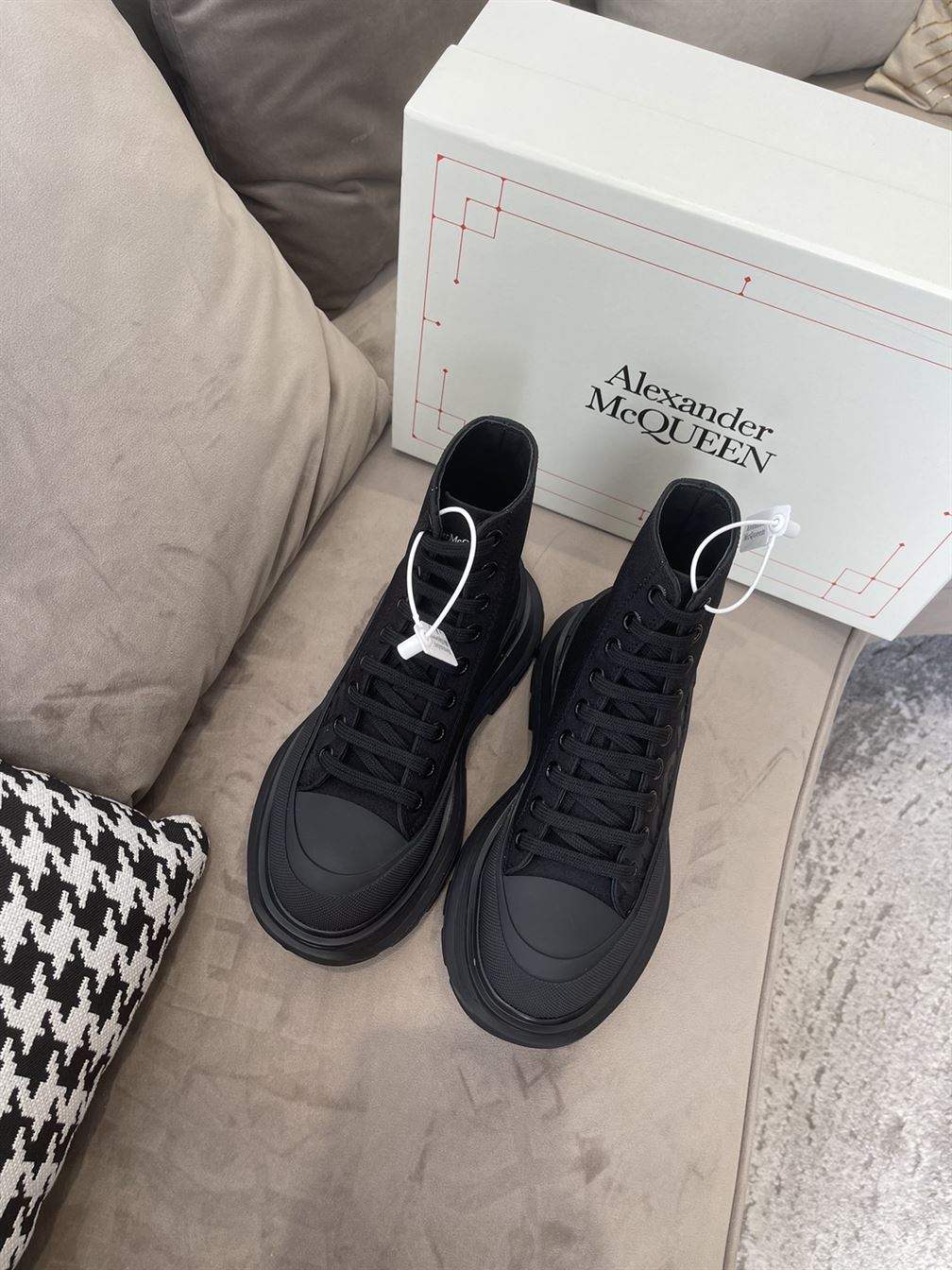 ALEXANDER MCQUEEN GRAFFITI TREAD SLICK HIGH-TOP SNEAKERS - ALD034