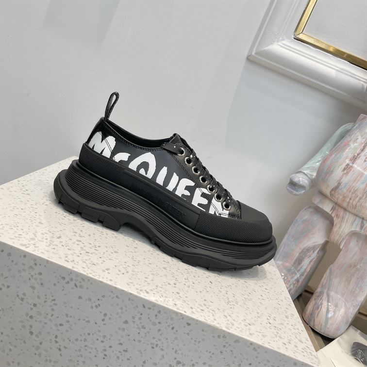 ALEXANDER MCQUEEN GRAFFITI TREAD SLICK LOW-TOP SNEAKERS - ALD028