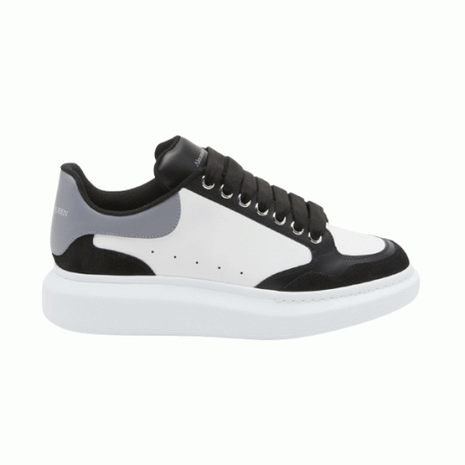ALEXANDER MCQUEEN OVERSIZED SNEAKER IN BLACK/WHITE/GREY - ALD036