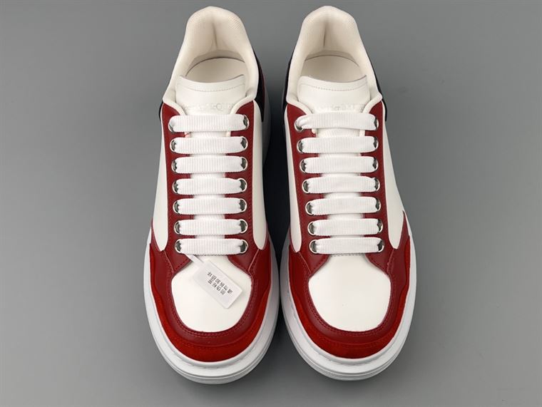 ALEXANDER MCQUEEN OVERSIZED SNEAKER IN BLACK/WHITE/RED - ALD037