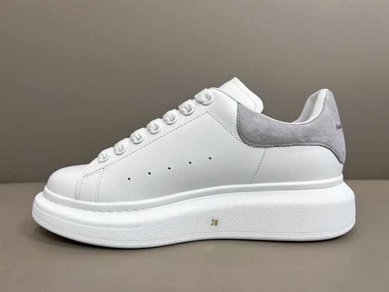 ALEXANDER MCQUEEN SNEAKER - ALD002