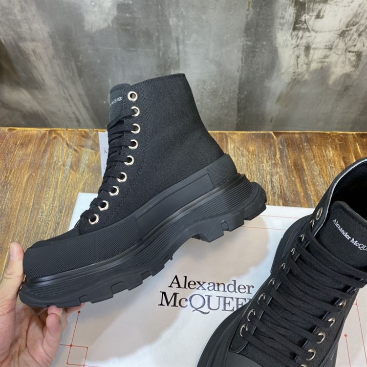 ALEXANDER MCQUEEN TREAD SLICK HIGH-TOP SNEAKERS - ALD025