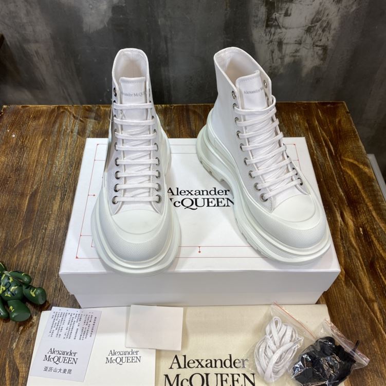 ALEXANDER MCQUEEN TREAD SLICK HIGH-TOP SNEAKERS - ALD026