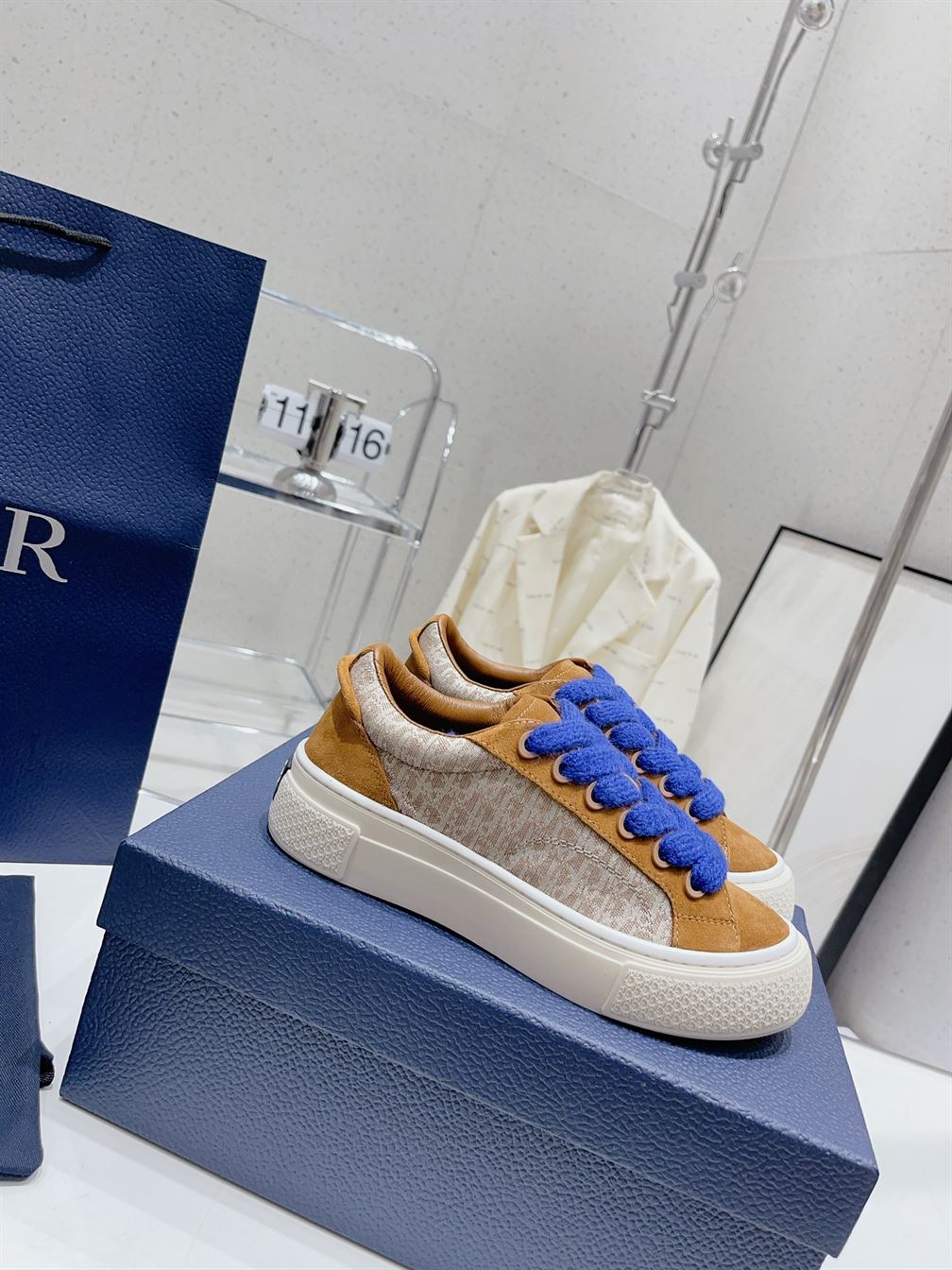 B33 SNEAKER BROWN CREAM OBLIQUE JACQUARD - DO133