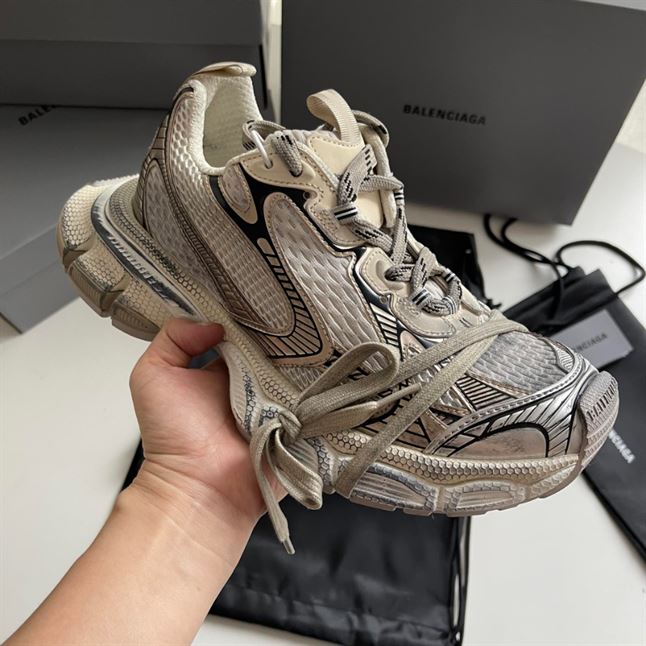BALENCIAGA 3XL SNEAKER IN BEIGE - BLA086