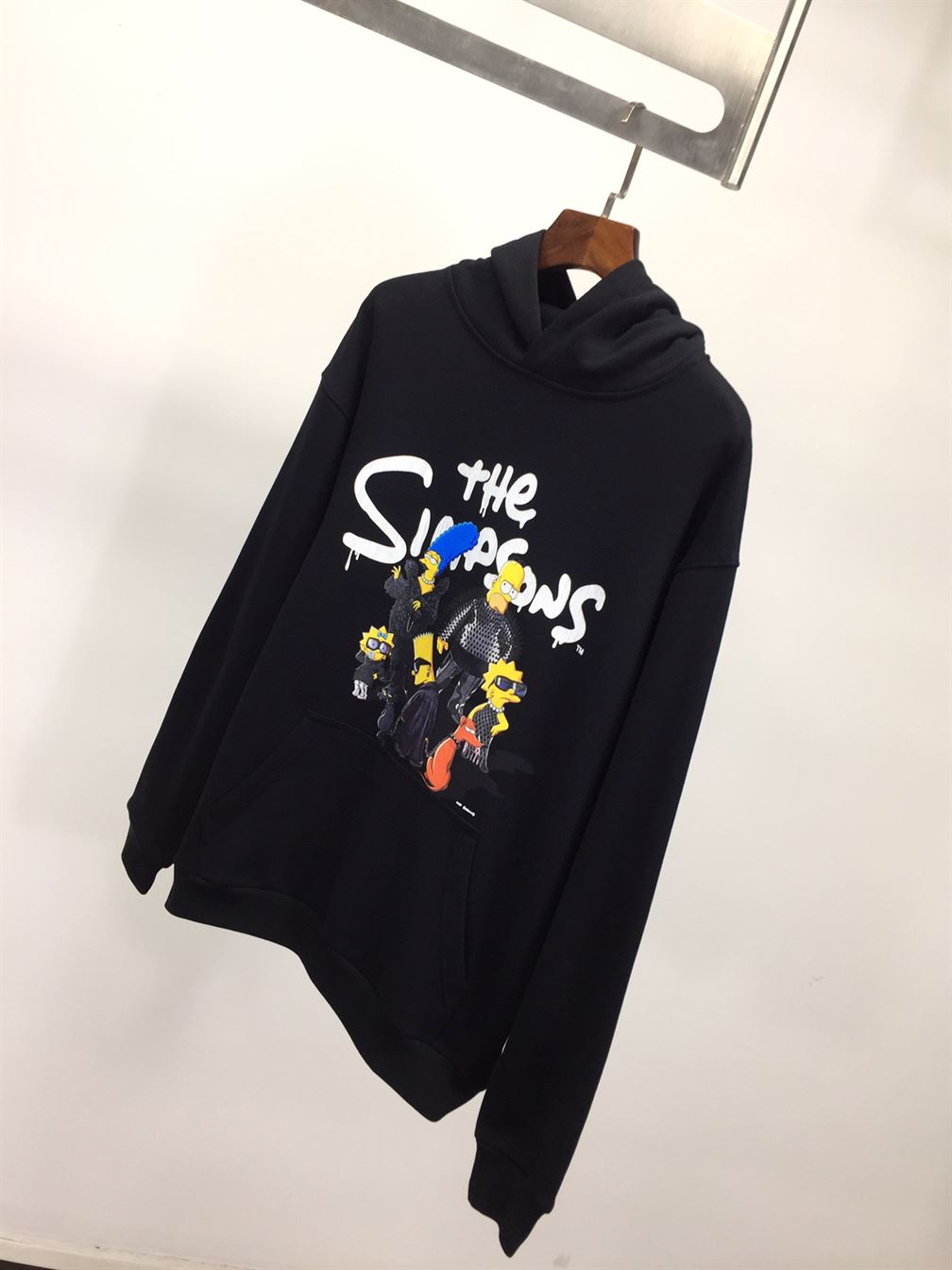BALENCIAGA MEN SIMPSONS TM AND 20TH TELEVISION HOODIE WIDE FIT IN BLACK - BH014