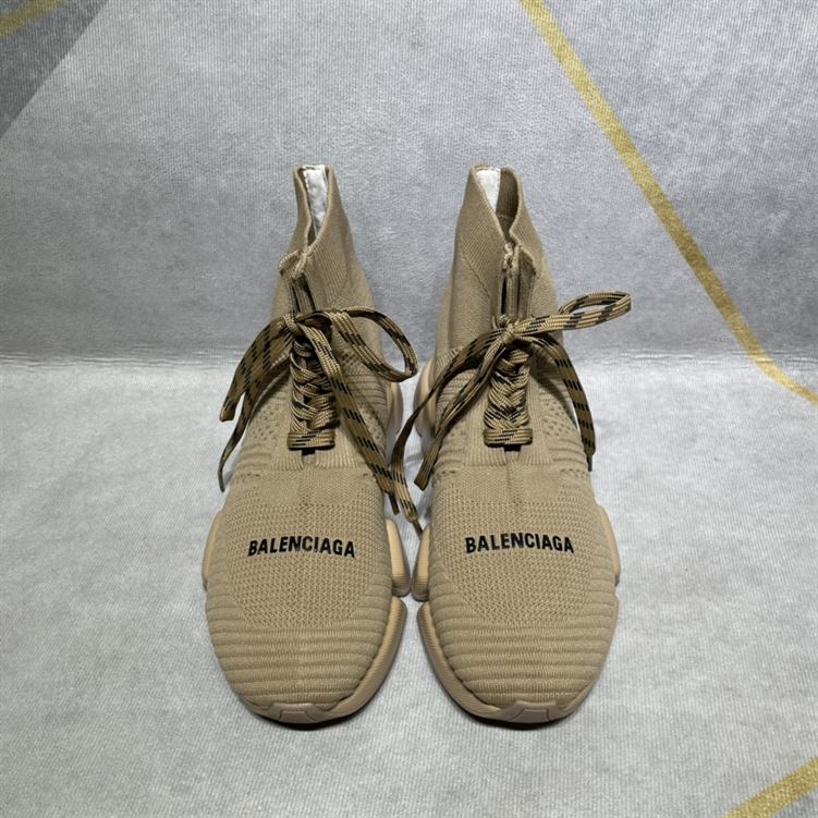 BALENCIAGA MEN'S SPEED 2.0 LACE-UP RECYCLED KNIT SNEAKER IN BEIGE - BLA032