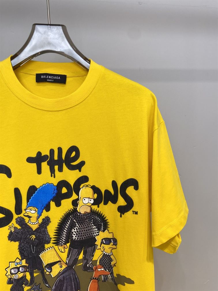 BALENCIAGA MEN'S THE SIMPSONS TM 20TH TELEVISION T-SHIRT OVERSIZED IN YELLOW - BAS007