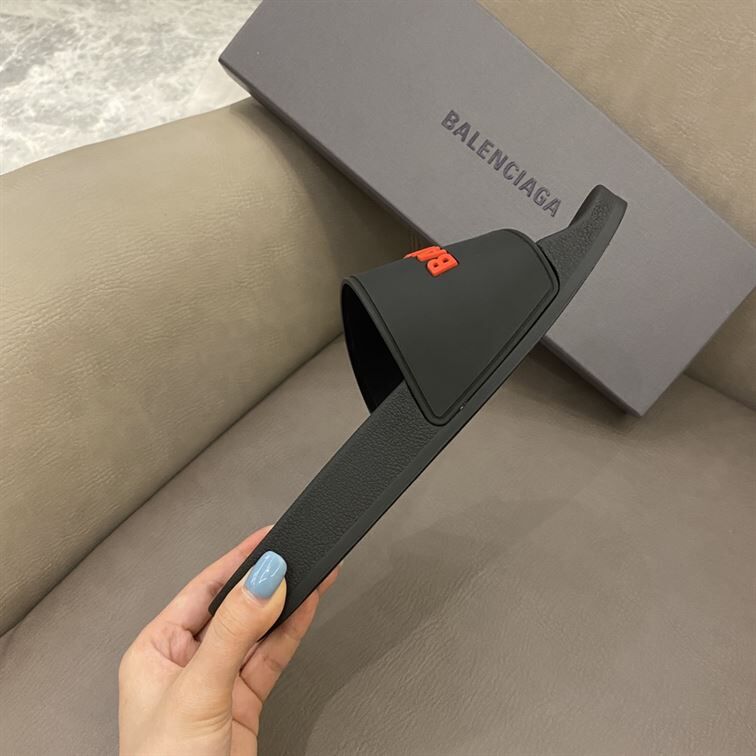 BALENCIAGA POOL SLIDE SANDAL - BBD002
