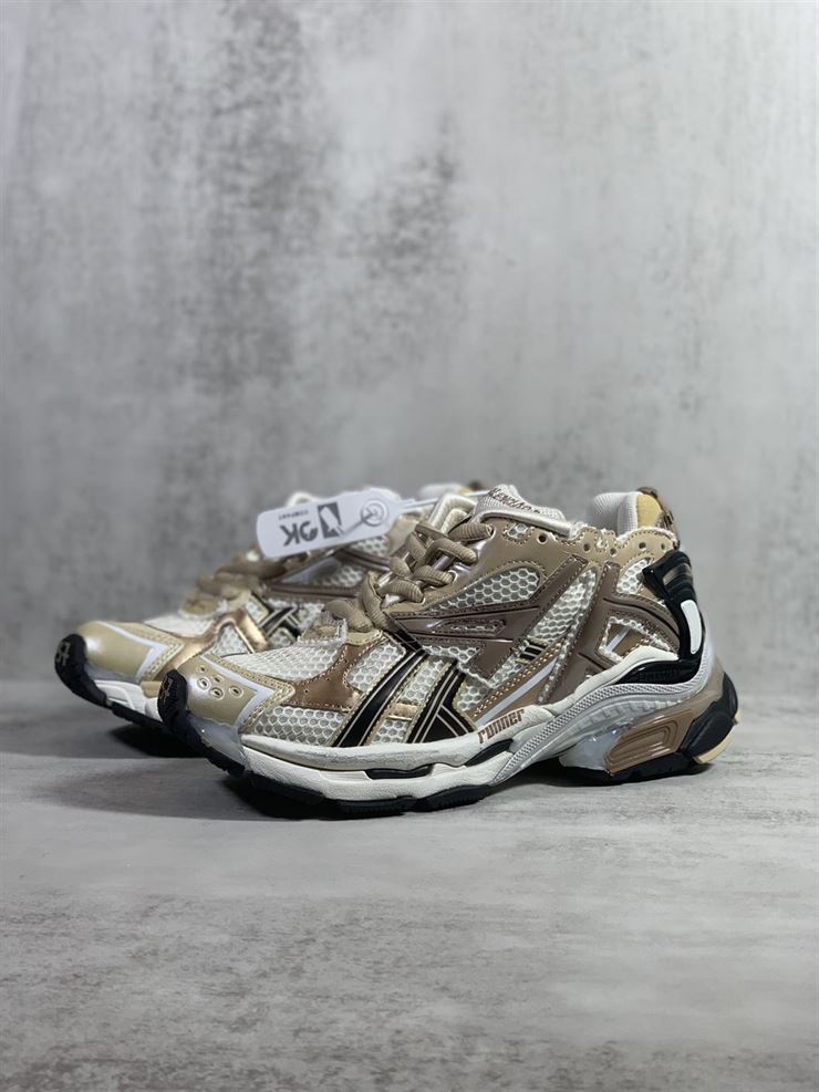 BALENCIAGA RUNNER SNEAKERS IN BEIGE - BLA053