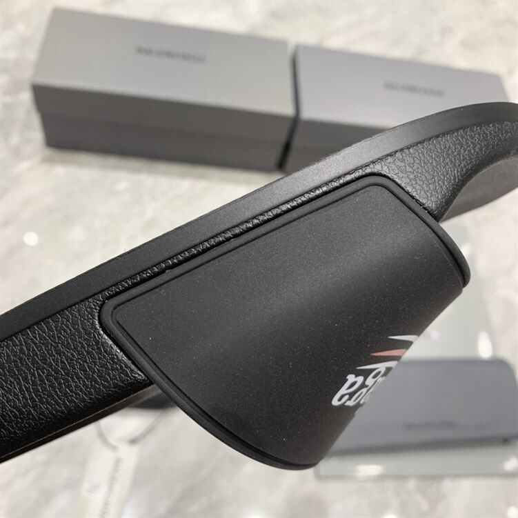 BALENCIAGA SLIDE SANDAL - BBD015