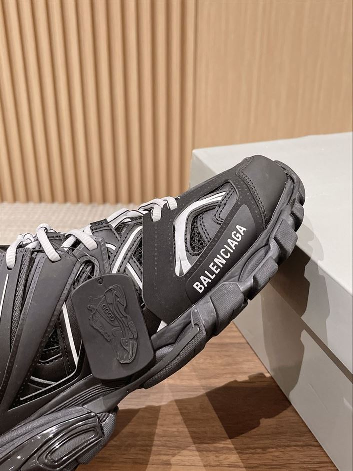 BALENCIAGA TRACK TRAINERS SNEAKER - BLA074