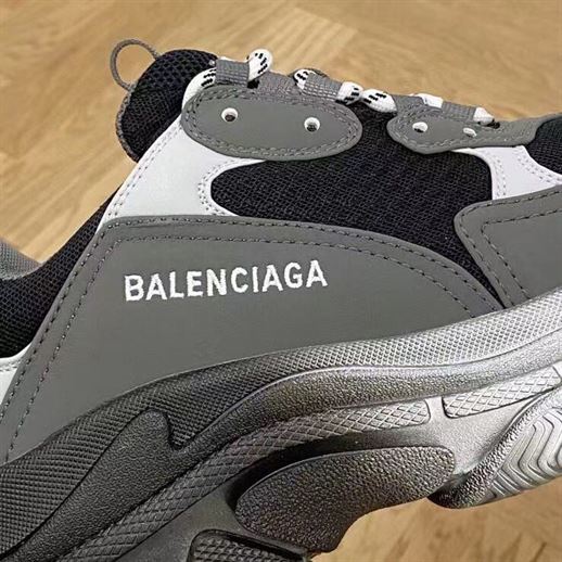 BALENCIAGA TRIPLE S GREY BLACK - BLA059