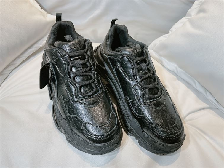 BALENCIAGA TRIPLE S LAMBSKIN SNEAKERS - BLA079