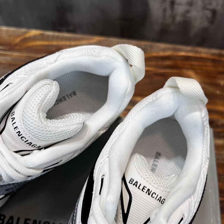 BALENCIAGA X-PANDER SNEAKER IN OFF WHITE - BLA042