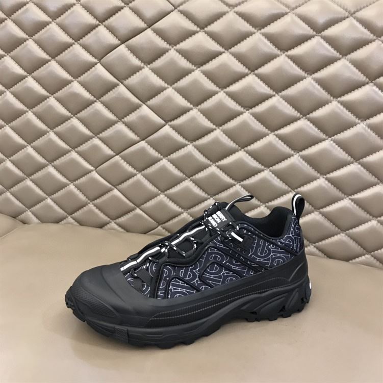 BURBERRY ARTHUR SNEAKERS - BBR001