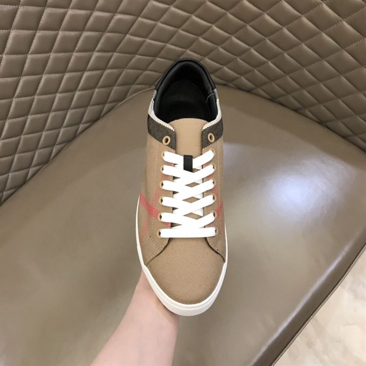 BURBERRY HOUSE CHECK & LEATHER LOW-TOP SNEAKER - BBR013