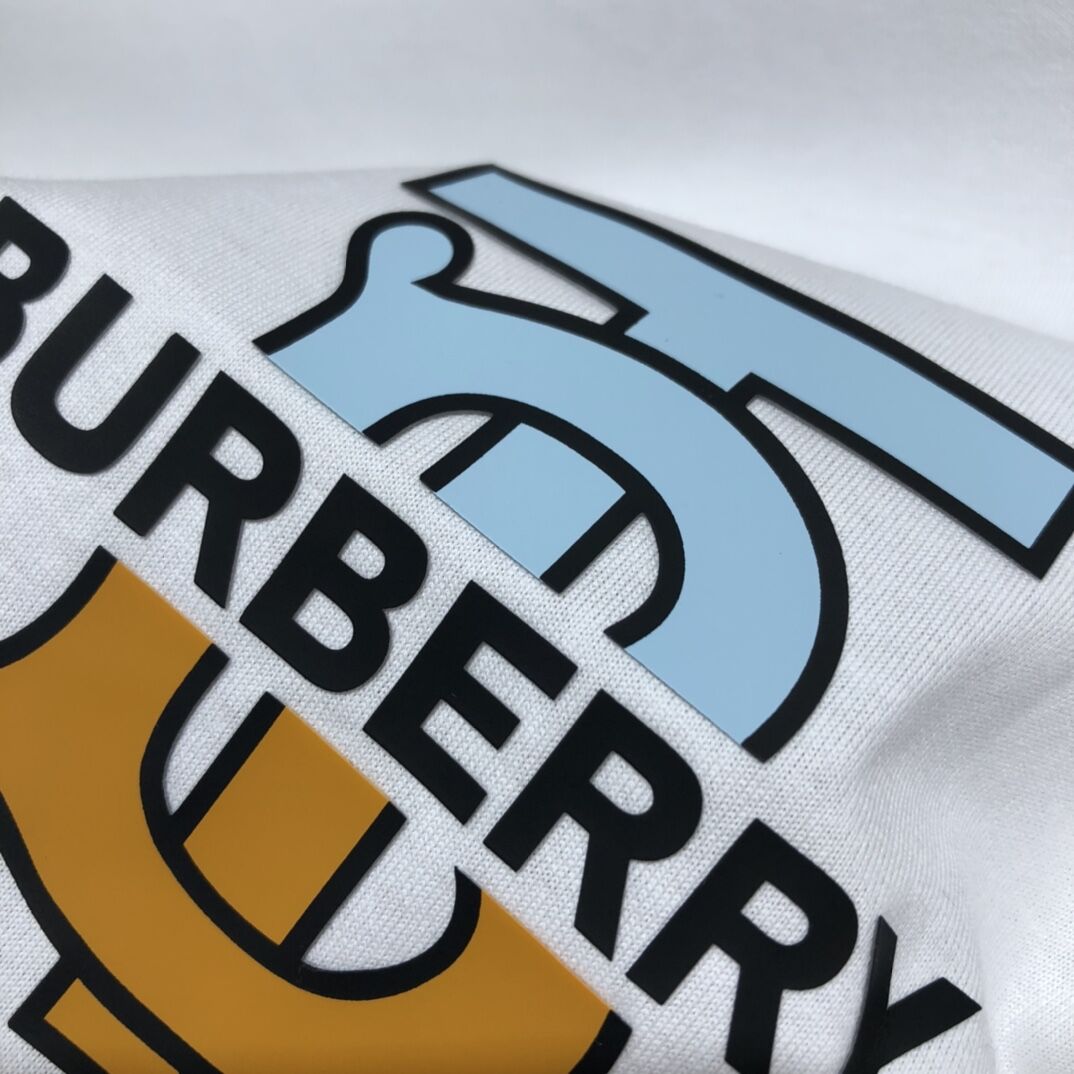 BURBERRY LOGO T-SHIRT - BRS017
