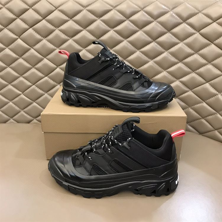 BURBERRY UNION VINTAGE SNEAKERS - BBR004