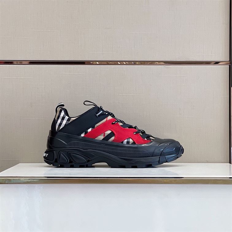 BURBERRY VINTAGE CHECK COTTON AND NYLON ARTHUR SNEAKERS - BBR007