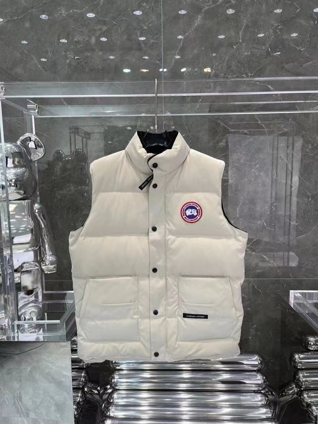 CANADA GOOSE FREESTYLE QUILTED ARTIC-TECH GILET - CN10