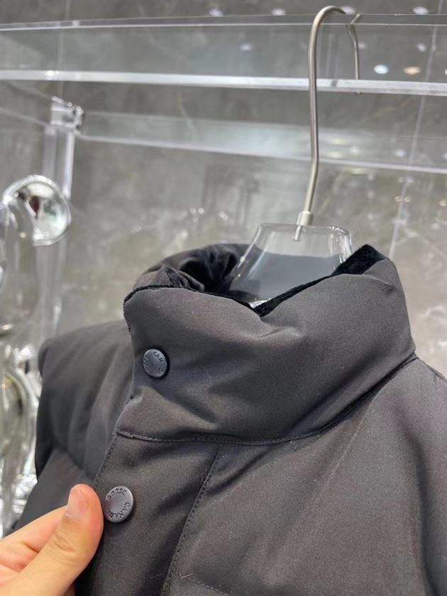 CANADA GOOSE FREESTYLE QUILTED ARTIC-TECH GILET - CN11