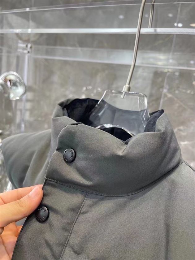 CANADA GOOSE FREESTYLE QUILTED ARTIC-TECH GILET - CN12