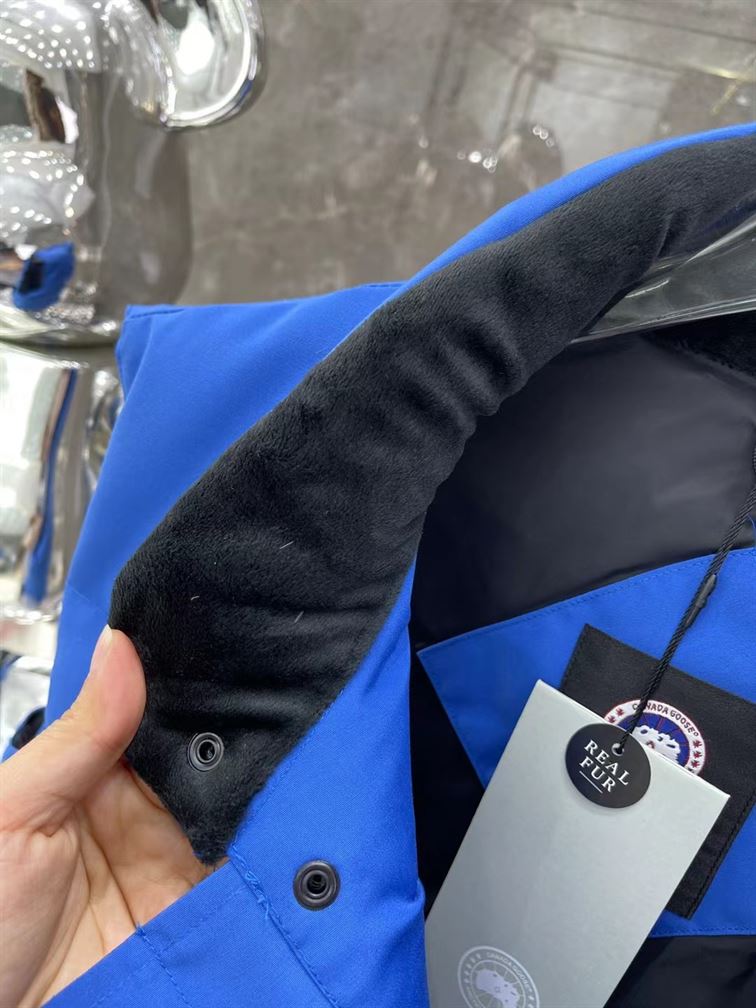 CANADA GOOSE FREESTYLE QUILTED ARTIC-TECH GILET - CN13