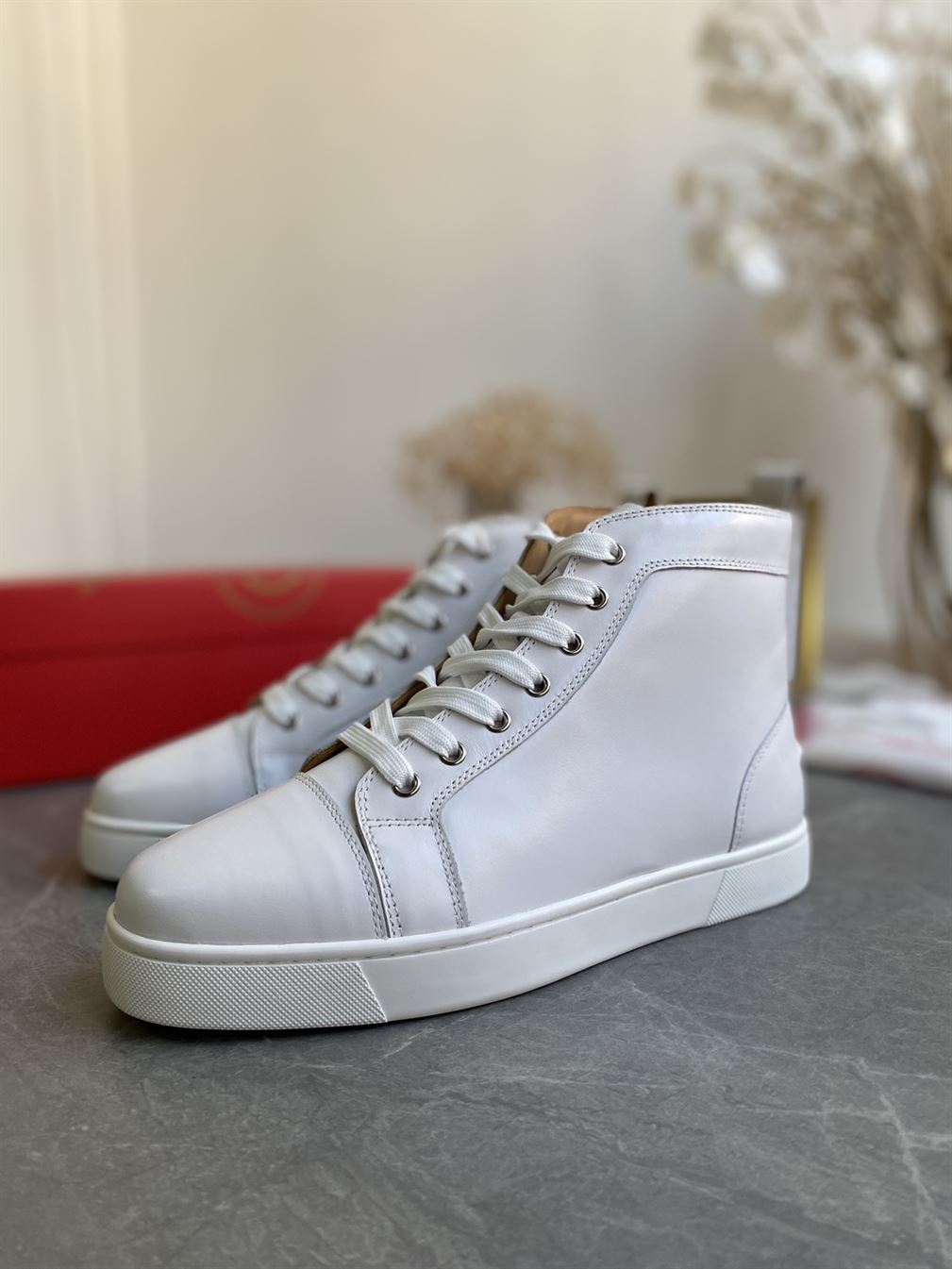 CHRISTIAN LOUBOUTIN HIGH TOP SNEAKER - CLS002