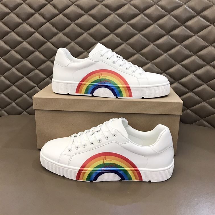 CHRISTIAN LOUBOUTIN LOW TOP SNEAKER - CLS018