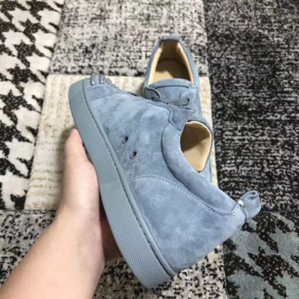 CHRISTIAN LOUBOUTIN LOW TOP SNEAKER - CLS023