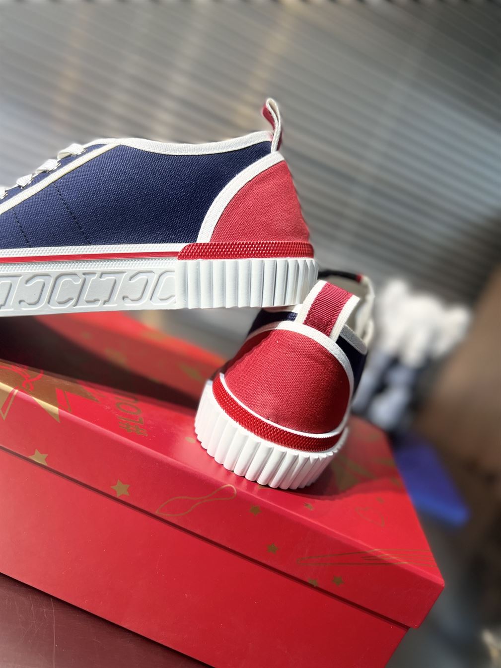 CHRISTIAN LOUBOUTIN PEDRO JUNIOR - CLS025