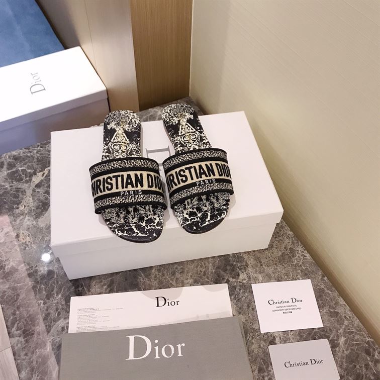DIOR DWAY SLIDE - DS009