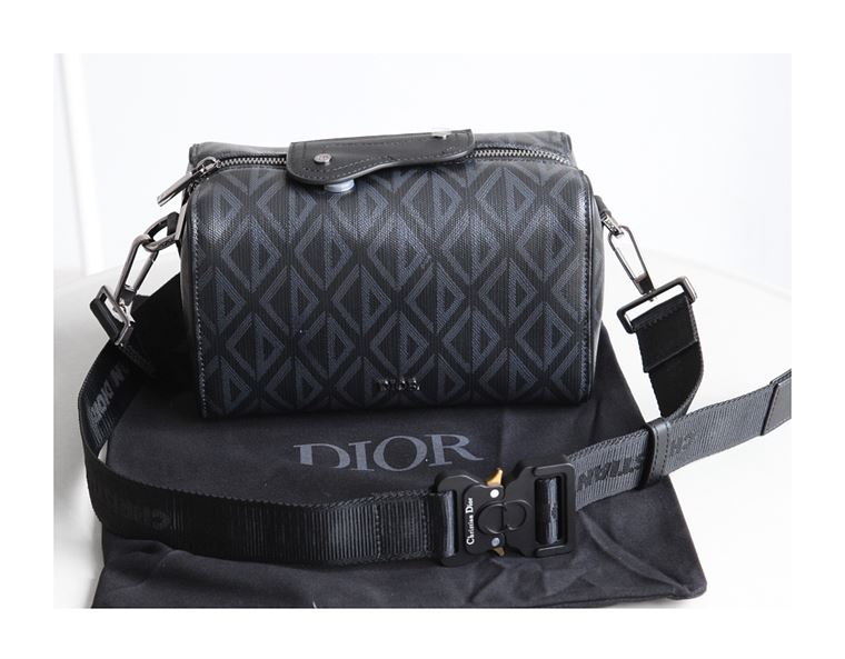 DIOR LINGOT 22 BAG BLACK CD DIAMOND CANVAS - DIO015