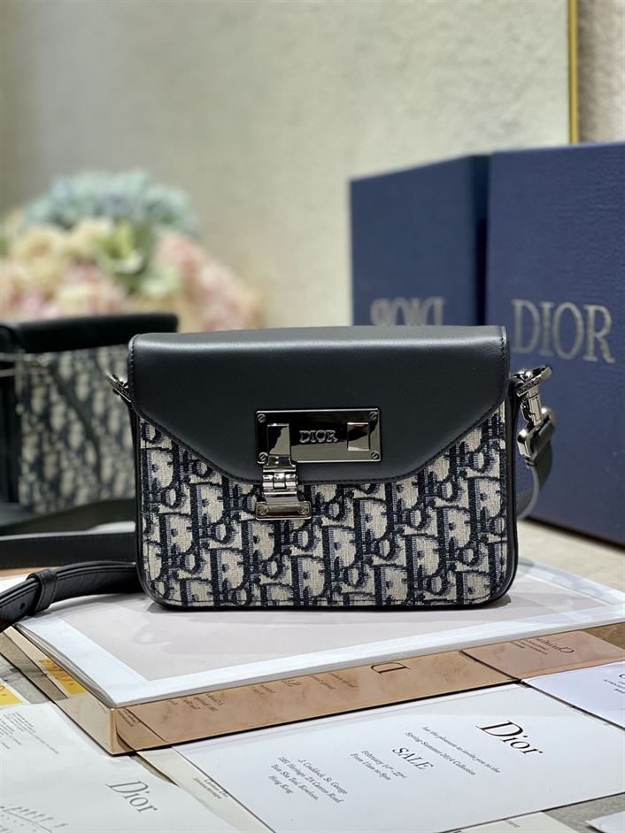 DIOR MESSENGER POUCH OBLIQUE GALAXY