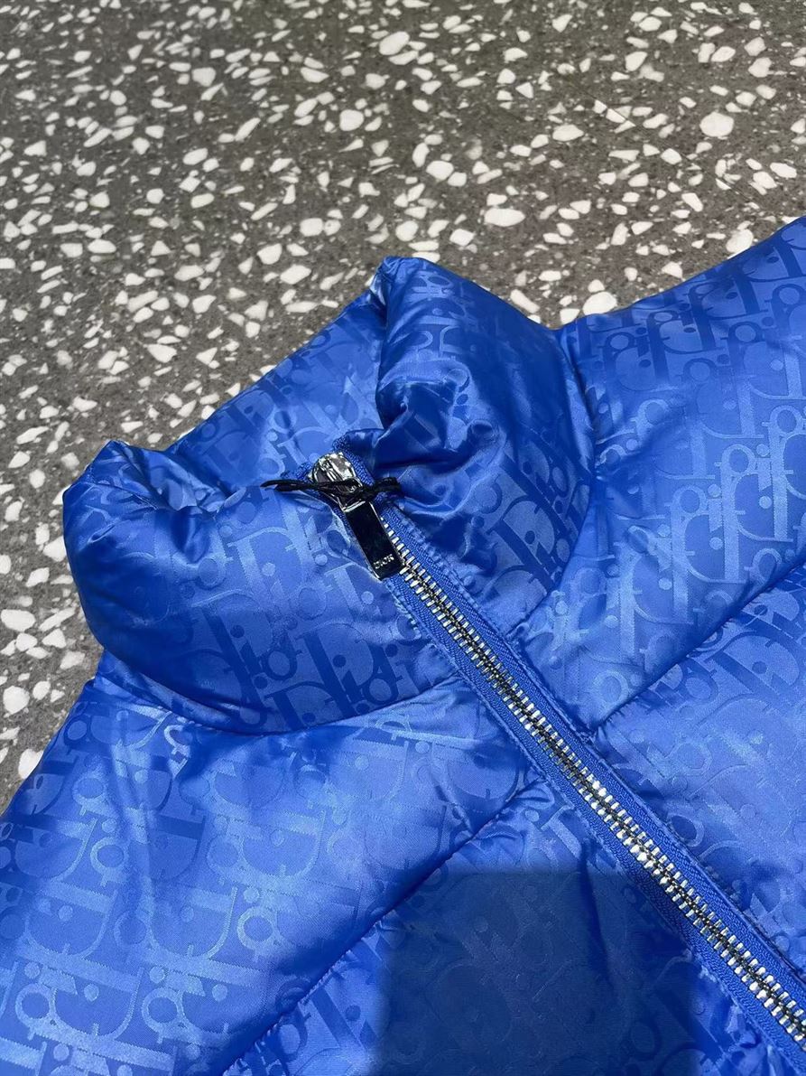 DIOR OBLIQUE SLEEVELESS DOWN JACKET - DRC013