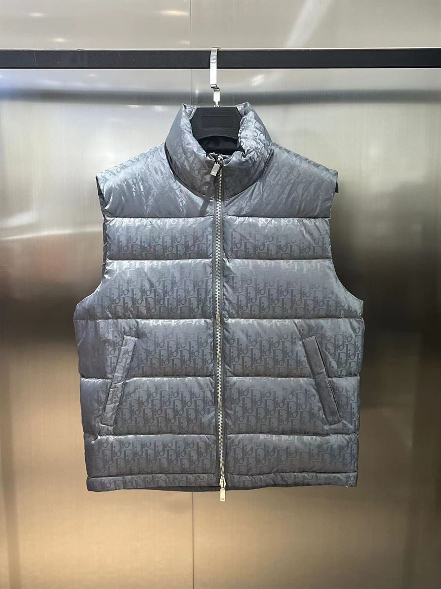 DIOR OBLIQUE SLEEVELESS DOWN JACKET - DRC016