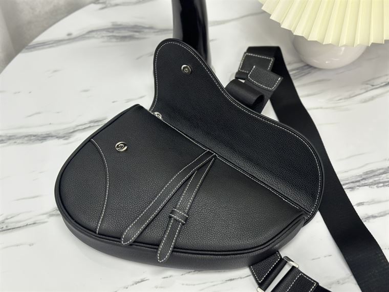 DIOR SADDLE BAG BLACK GRAINED CALFSKIN - DIO042