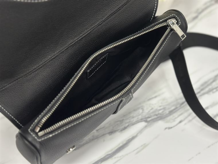 DIOR SADDLE BAG BLACK GRAINED CALFSKIN - DIO042