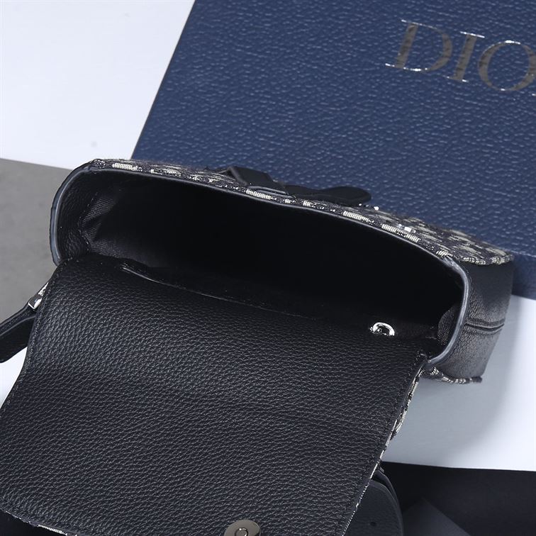 DIOR SADDLE RECTANGULAR CROSSBODY POUCH - DIO037