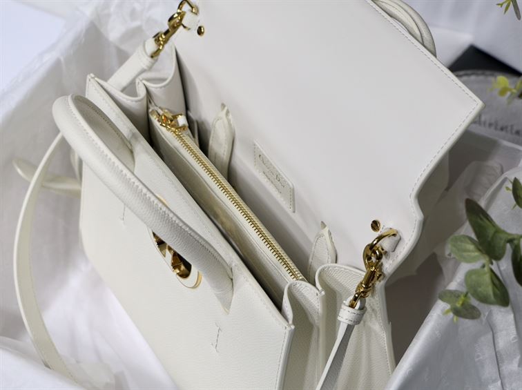 DIOR ST-HONORE TOTE BAG WHITE