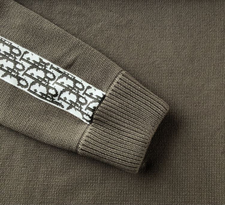 DIOR SWEATER WITH DIOR OBLIQUE INSERTS - DOS019