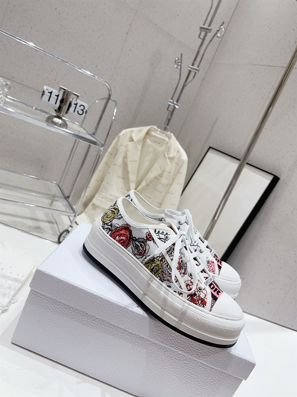DIOR WALK'N'DIOR PLATFORM SNEAKER - DO112