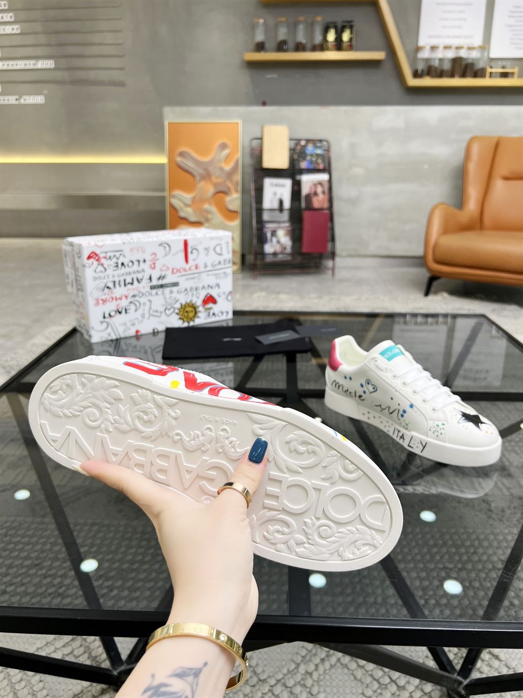 DOLCE & GABBANA LIMITED EDITION PORTOFINO GRAFFITI SNEAKERS – DG020