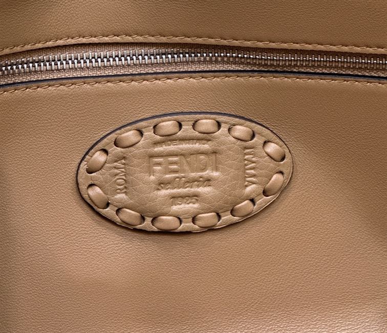 FENDI BAGUETTE BEIGE SELLERIA BAG
