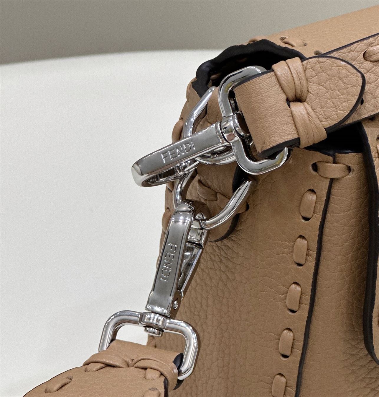 FENDI BAGUETTE BEIGE SELLERIA BAG