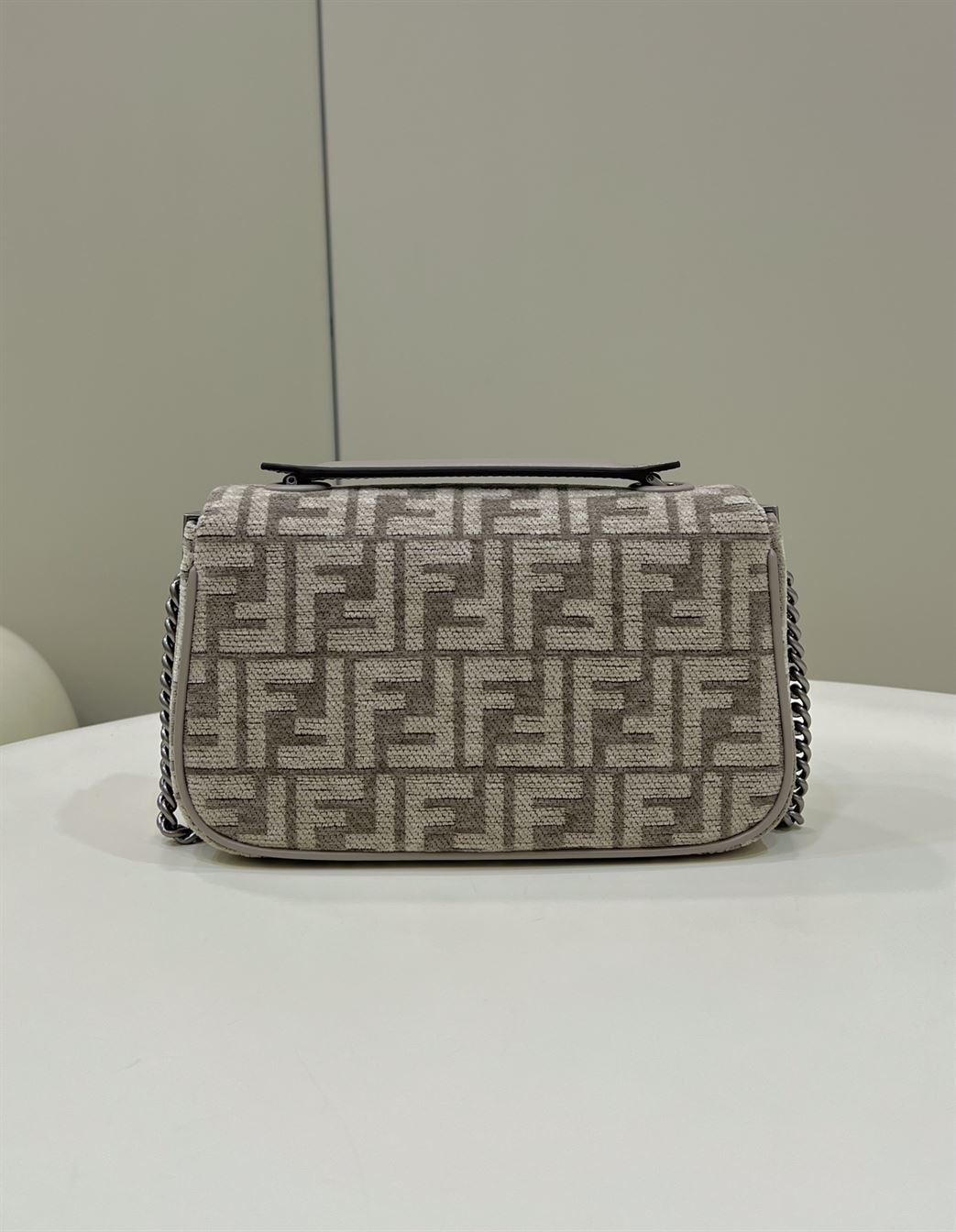 FENDI BAGUETTE CHAIN MIDI DARK GREY